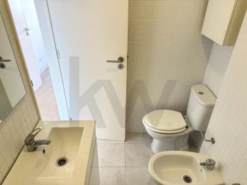 Apartamento T1 para Arrendamento em Arroios