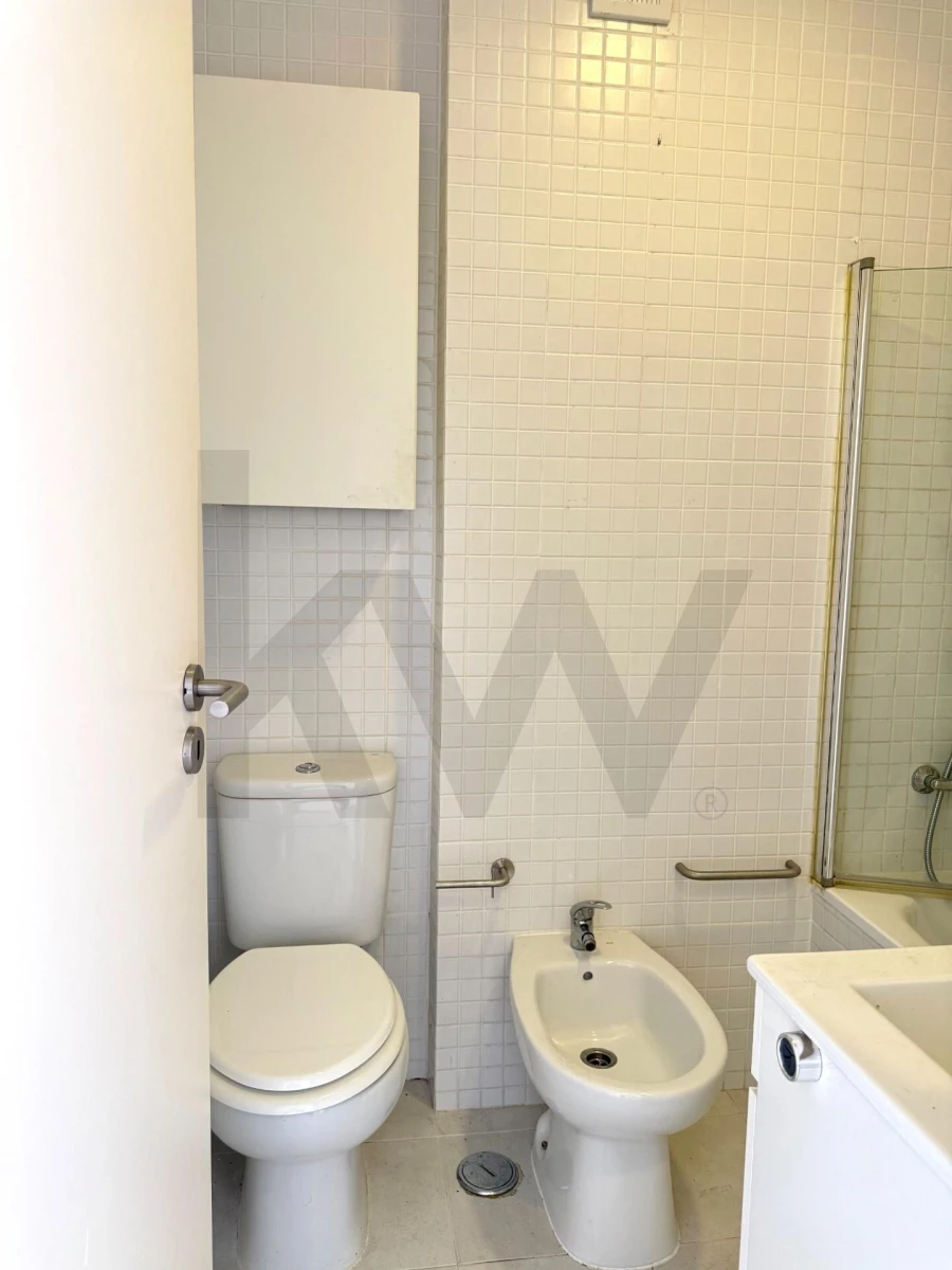Apartamento T1 para Arrendamento em Arroios Foto 12
