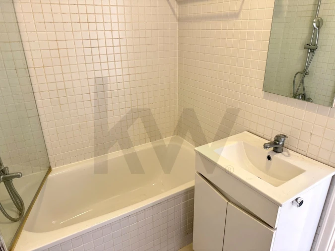 Apartamento T1 para Arrendamento em Arroios Foto 14