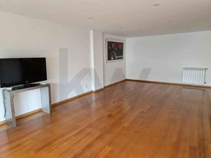 Apartamento T3 para Arrendamento em São Vitor (Braga) Foto 3