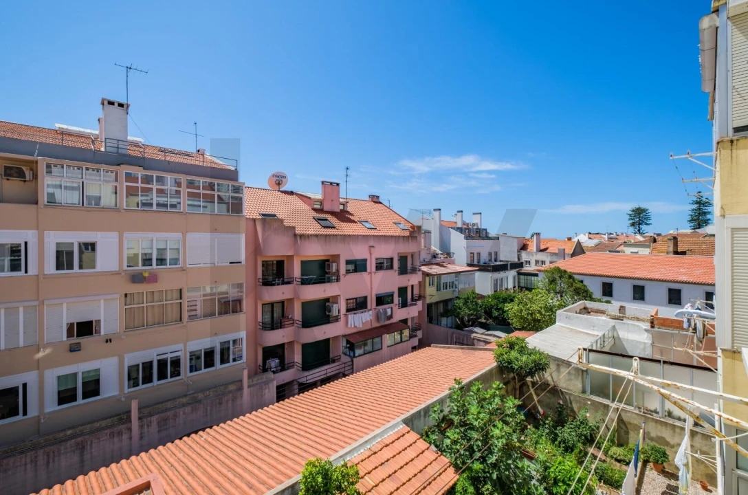 Apartamento T2 para Arrendamento em Algés, Linda-A-Velha e Cruz Quebrada-Dafundo Foto 17