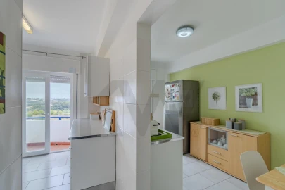 Apartamento T3 para Venda em Romeira e Várzea