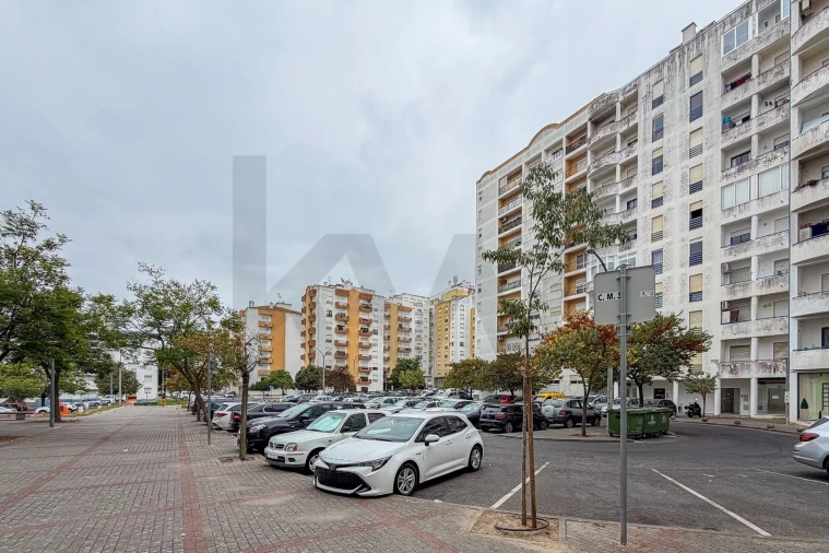Apartamento T3 para Venda em Romeira e Várzea Foto 31