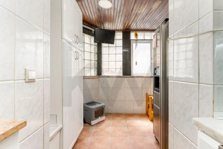 Apartamento T2 para Venda em Queluz e Belas Foto 4