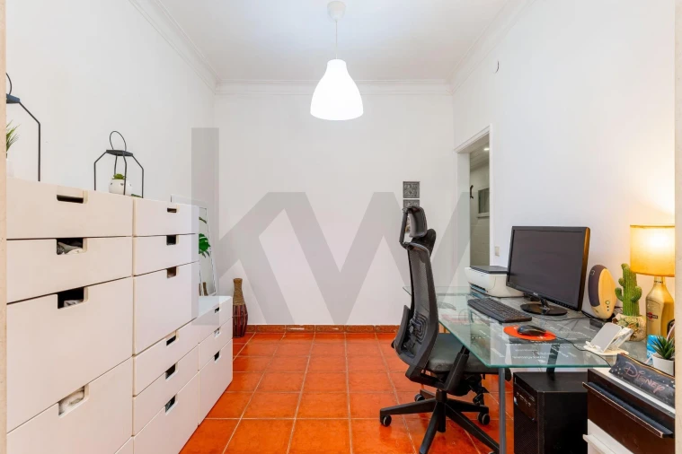 Apartamento T2 para Venda em Queluz e Belas Foto 17