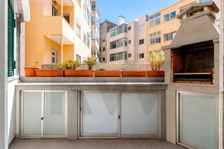 Apartamento T2 para Venda em Queluz e Belas Foto 21