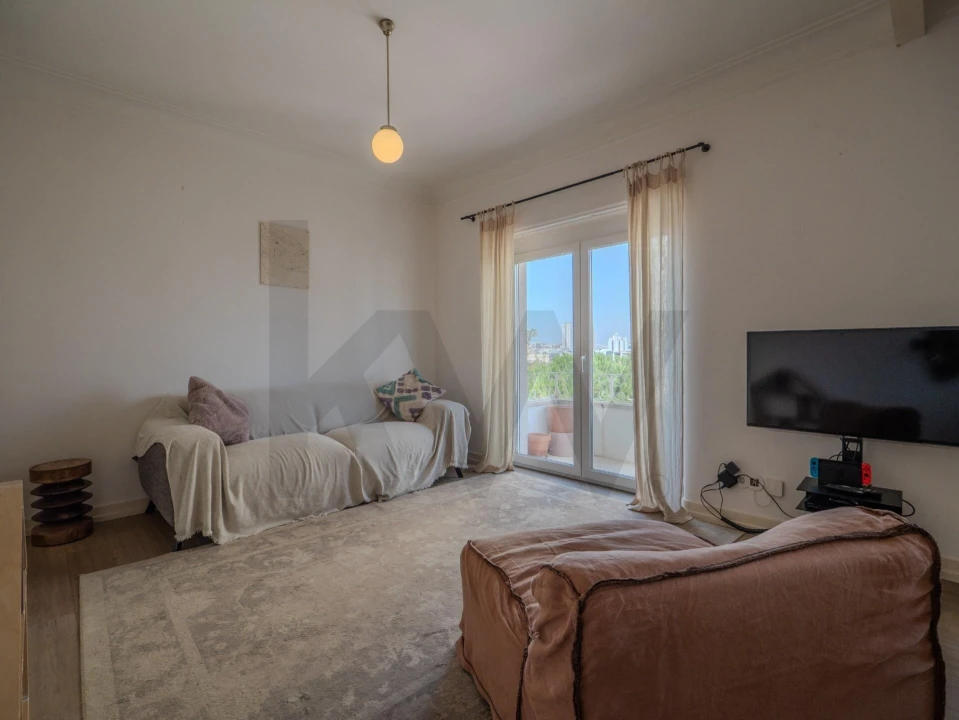Apartamento T3 para Venda em Campolide Foto 3