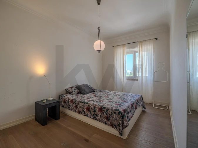 Apartamento T3 para Venda em Campolide Foto 13