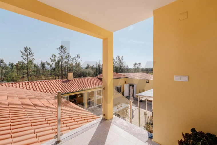 Moradia T4 para Venda em Sarzedo Foto 40