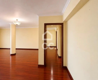 Apartamento T3 para Venda em Ponta Delgada (São Pedro)