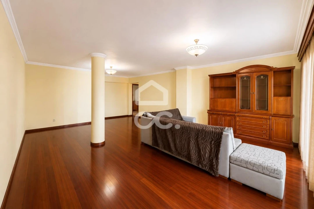 Apartamento T3 para Venda em Ponta Delgada (São Pedro) Foto 10