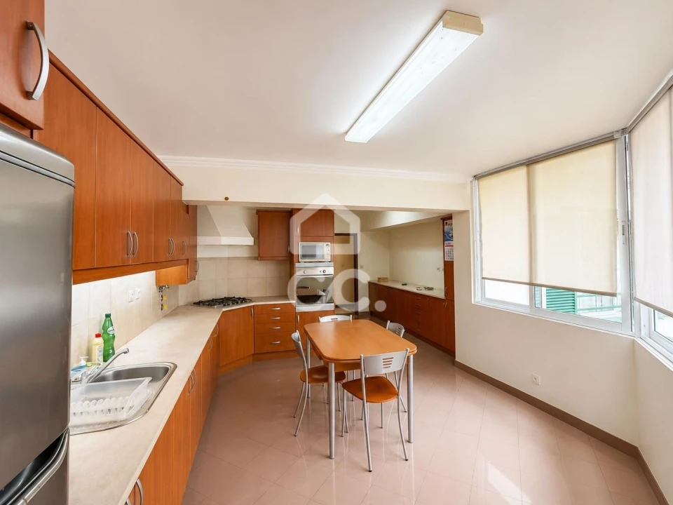 Apartamento T3 para Venda em Ponta Delgada (São Pedro) Foto 4