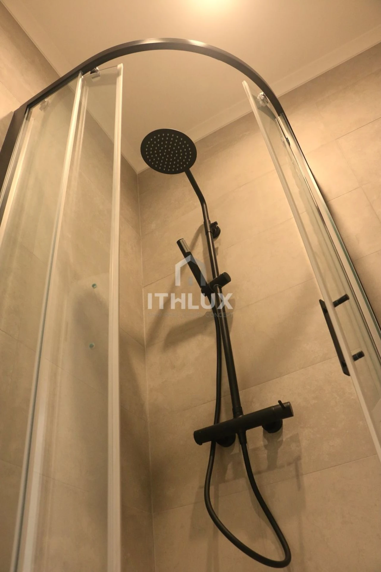 Apartamento T3 para Venda em Carnaxide e Queijas Foto 24