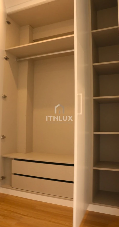 Apartamento T3 para Venda em Carnaxide e Queijas