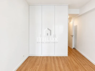 Apartamento T3 para Venda em Carnaxide e Queijas