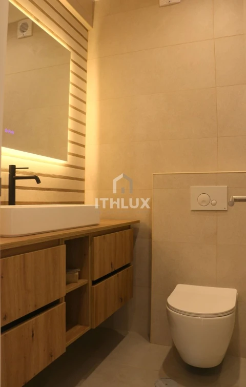 Apartamento T3 para Venda em Carnaxide e Queijas