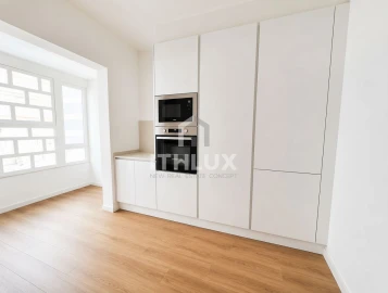 Apartamento T3 para Venda em Carnaxide e Queijas