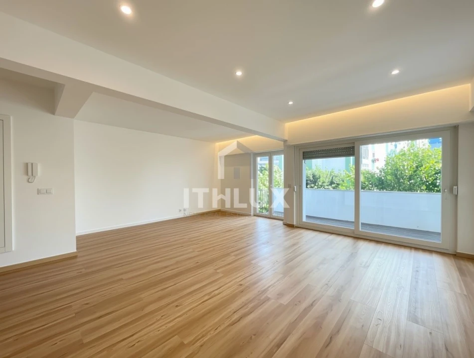 Apartamento T3 para Venda em Carnaxide e Queijas Foto 7