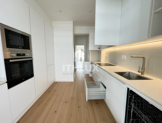 Apartamento T3 para Venda em Carnaxide e Queijas Foto 19