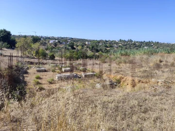 Terreno para Venda em Lagoa e Carvoeiro