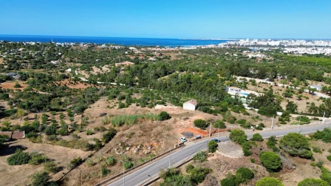 Terreno para Venda em Lagoa e Carvoeiro