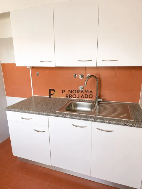 Apartamento T3 para Venda em Caparica e Trafaria