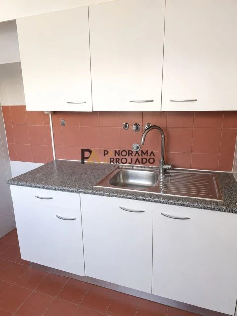 Apartamento T3 para Venda em Caparica e Trafaria
