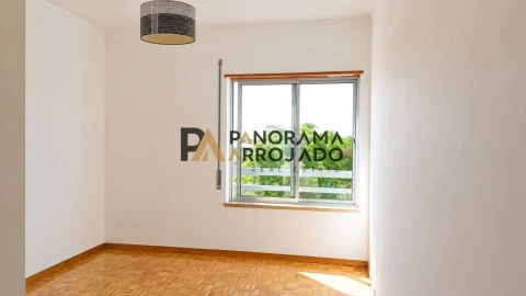 Apartamento T3 para Venda em Caparica e Trafaria