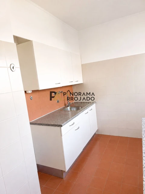 Apartamento T3 para Venda em Caparica e Trafaria