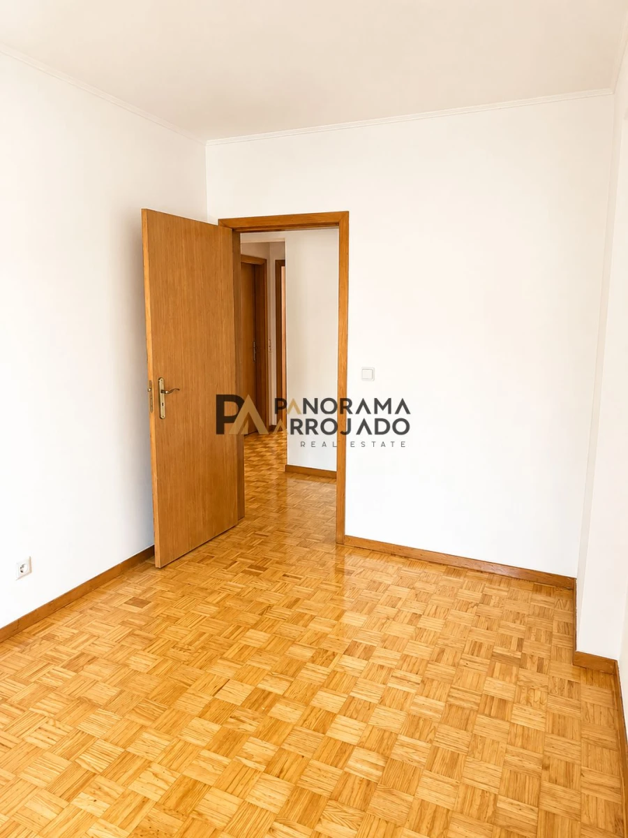 Apartamento T3 para Venda em Caparica e Trafaria Foto 30