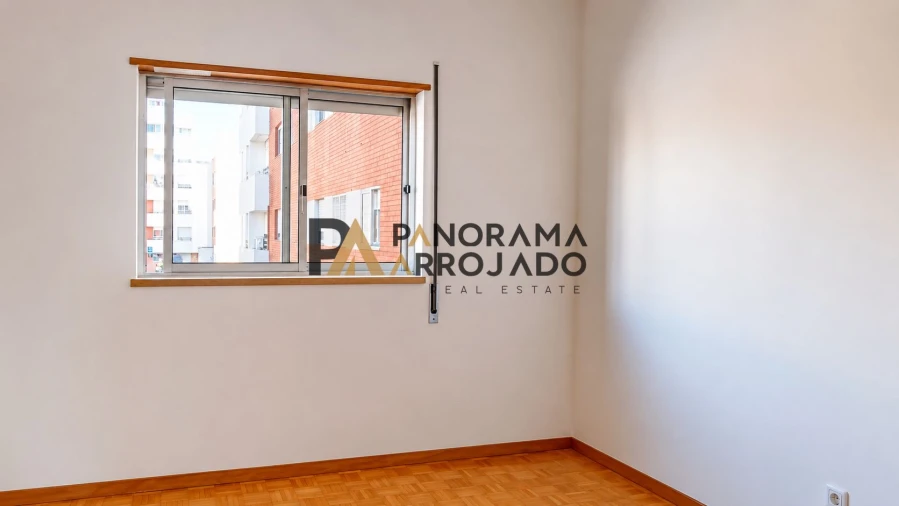 Apartamento T3 para Venda em Caparica e Trafaria Foto 13