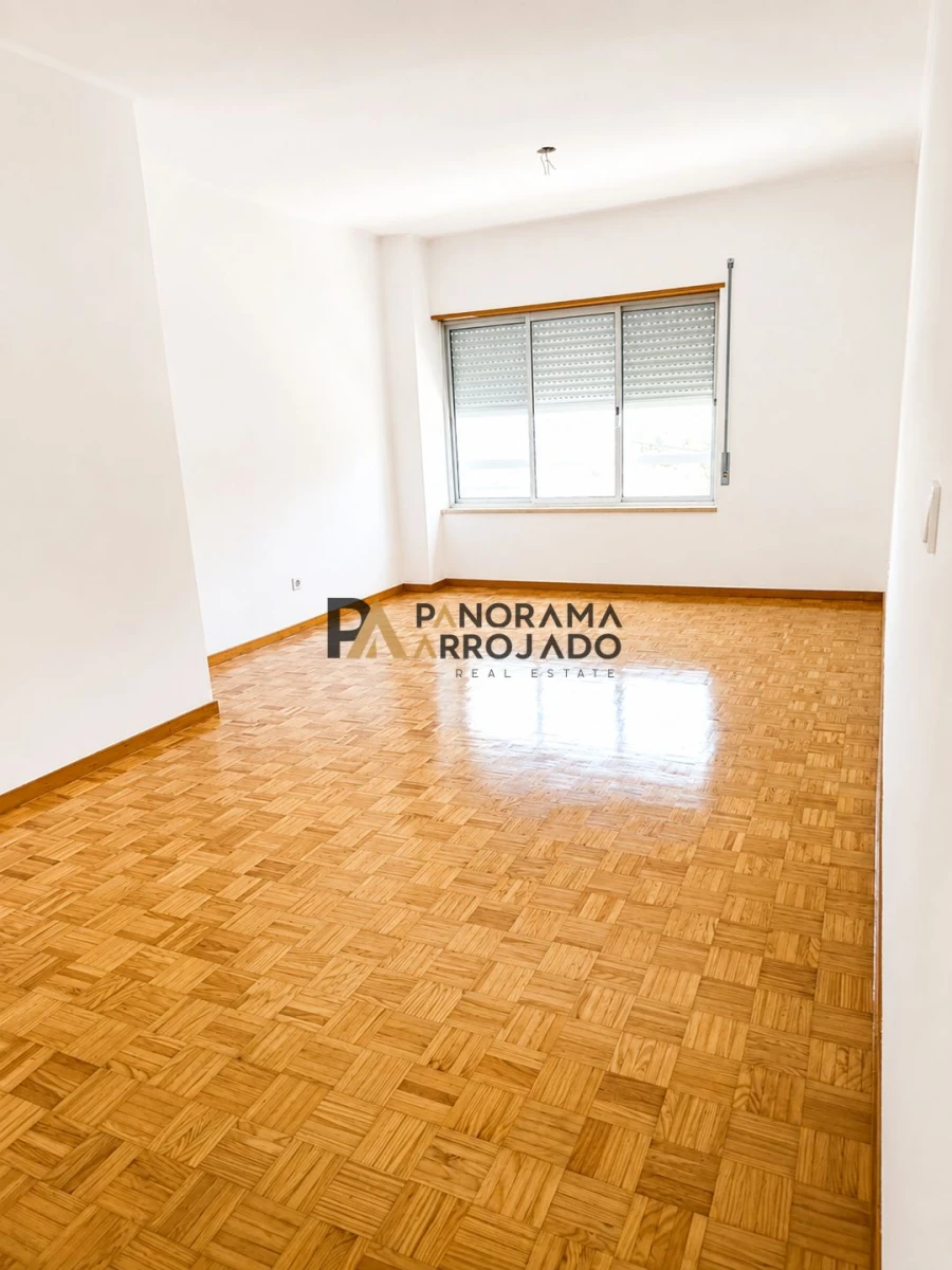 Apartamento T3 para Venda em Caparica e Trafaria Foto 34