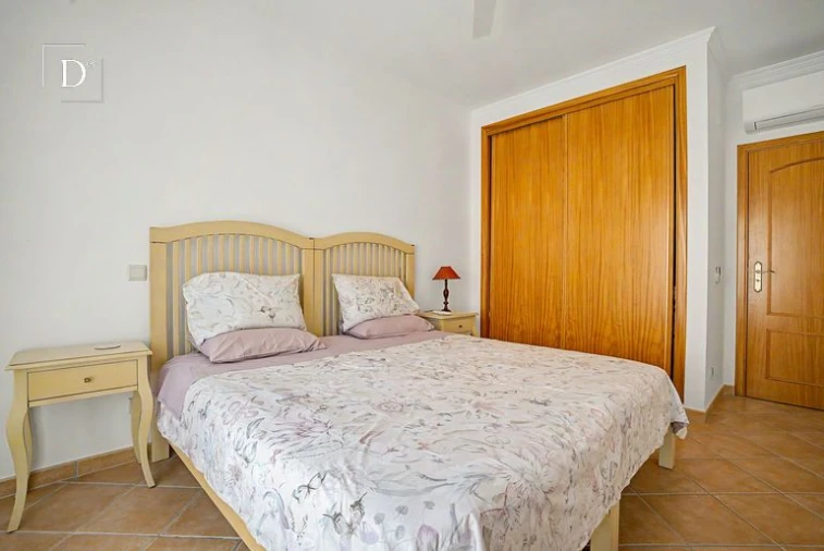Moradia T3 para Venda em Albufeira e Olhos de Água Foto 27