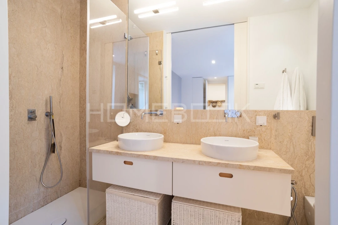 Apartamento T2 para Arrendamento em Santo António Foto 13