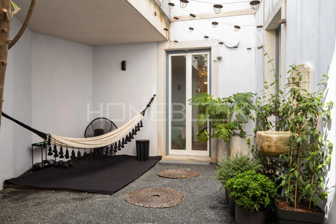Apartamento T2 para Arrendamento em Santo António Foto 36