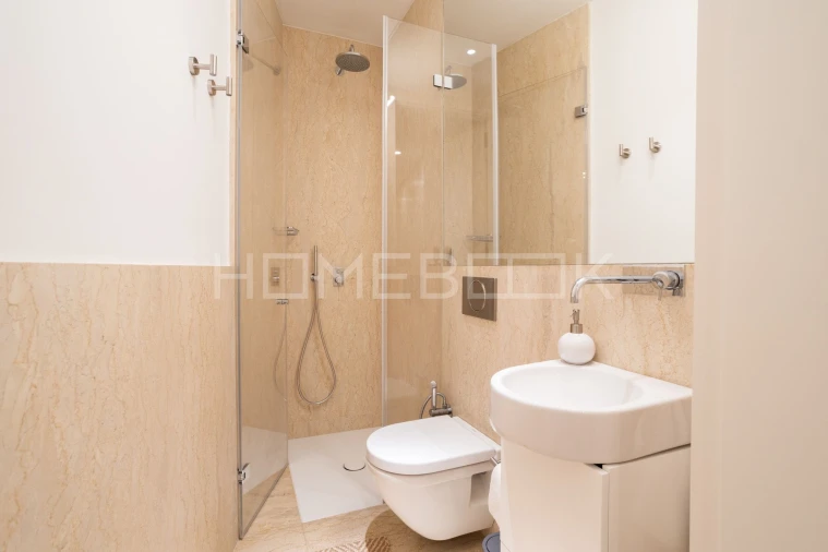 Apartamento T2 para Arrendamento em Santo António Foto 19