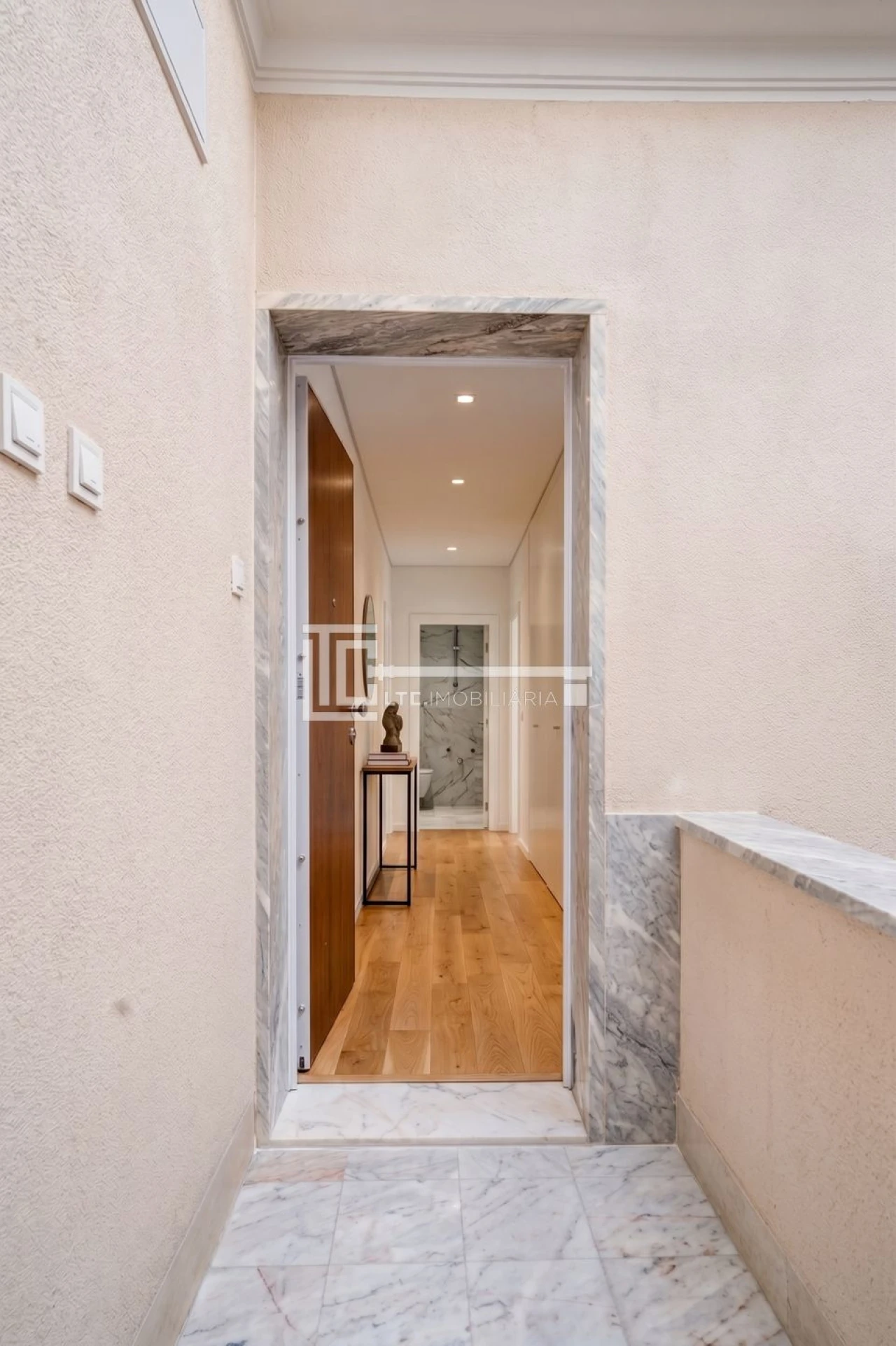 Apartamento T2 para Venda em Odivelas Foto 4
