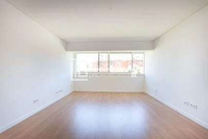 Apartamento T2 para Venda em Odivelas