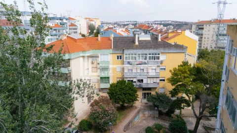 Apartamento T2 para Venda em Odivelas