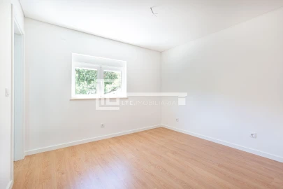 Apartamento T2 para Venda em Odivelas