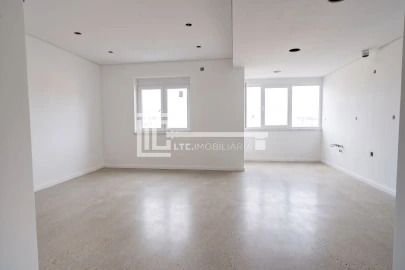 Apartamento T2 para Venda em Odivelas
