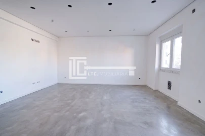 Apartamento T2 para Venda em Odivelas