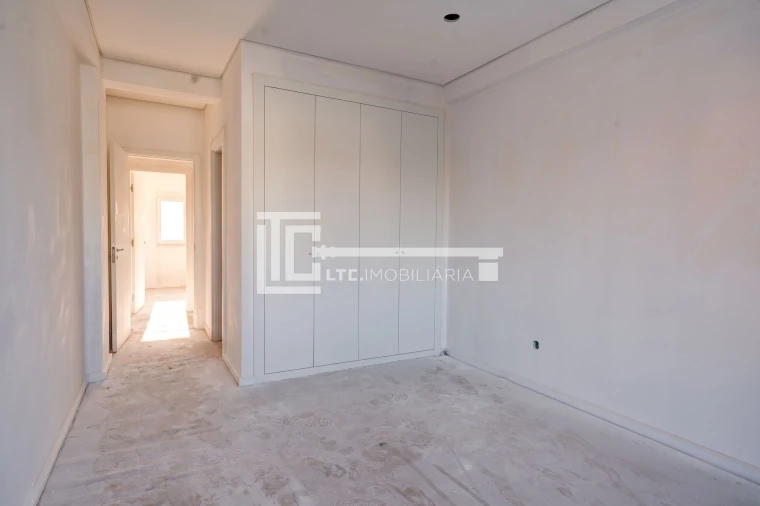 Apartamento T2 para Venda em Odivelas Foto 20