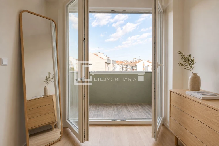 Apartamento T2 para Venda em Odivelas Foto 25