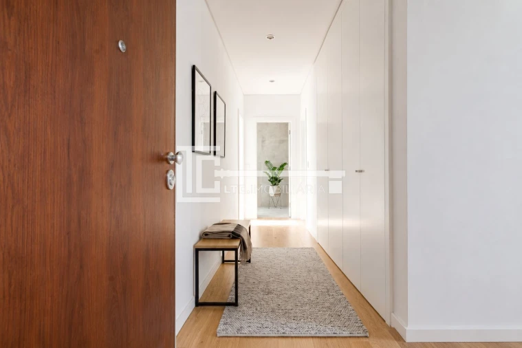 Apartamento T2 para Venda em Odivelas Foto 6