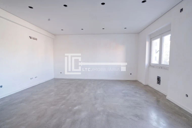 Apartamento T2 para Venda em Odivelas Foto 17