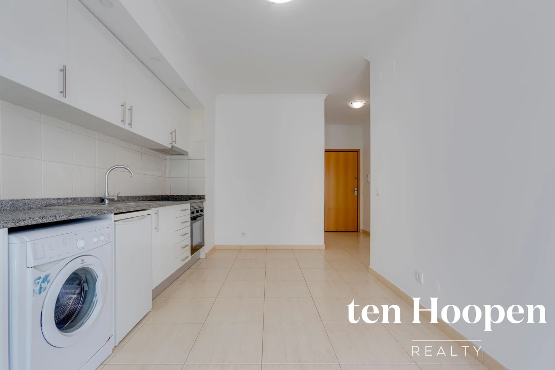 Apartamento T1 para Venda em Portimão Foto 5