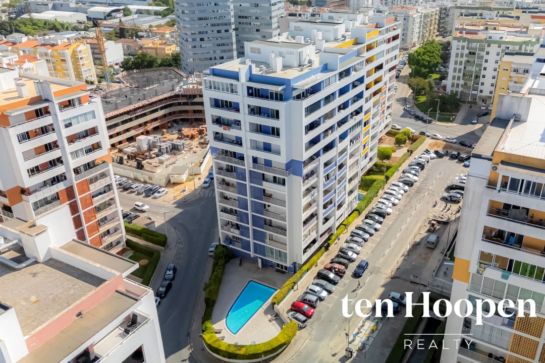 Apartamento T1 para Venda em Portimão Foto 2
