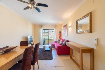 Apartamento T2 para Venda em Albufeira e Olhos de Água