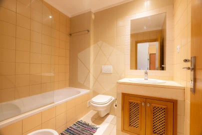 Apartamento T2 para Venda em Albufeira e Olhos de Água